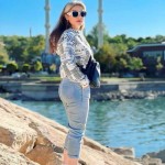 تصویر پروفایل شقایق