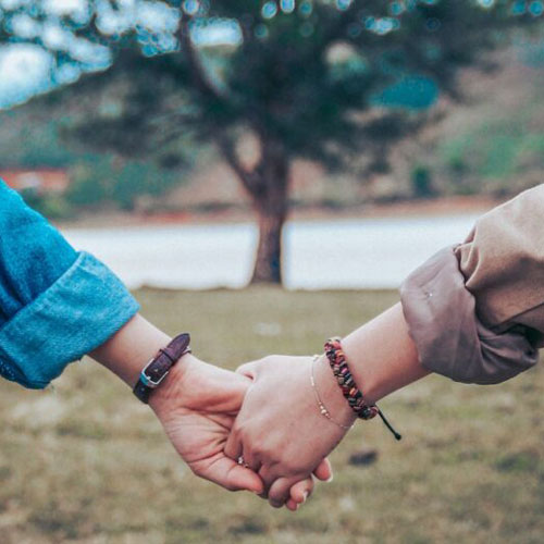 دانلود برنامه دوستینو از گوگل پلی