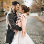 برنامه دوستیابی میکو فارسی است؟